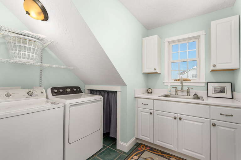 DK205: The Ranch | ML Laundry Room