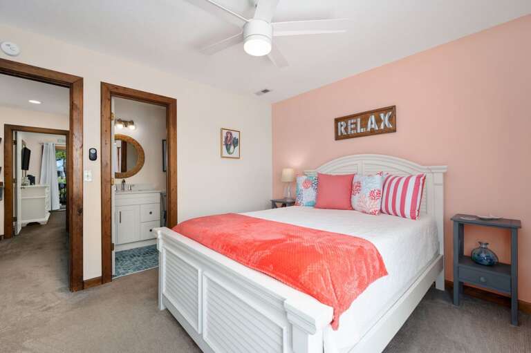 SDG2: Sea Glass Shack | ML Bedroom 2 - Queen, Private Bath SDG2: Sea Glass Shack | ML Bedroom 2 - Queen, Private Bath