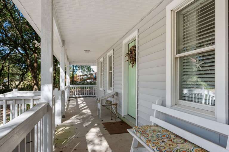 NH501: Calypso's Cove | Covered Deck - Entry NH501: Calypso's Cove | Covered Deck - Entry