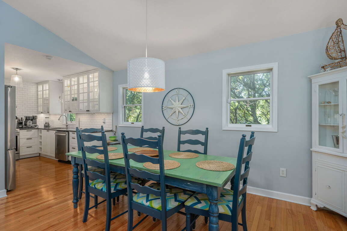 NH501: Calypso's Cove | Dining Area NH501: Calypso's Cove | Dining Area