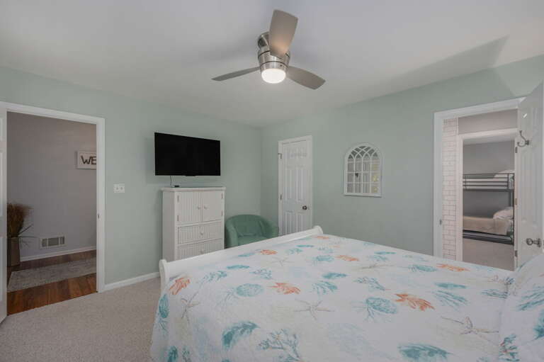NH501: Calypso's Cove | LL Bedroom 2 - Queen, Shared Bath NH501: Calypso's Cove | LL Bedroom 2 - Queen, Shared Bath