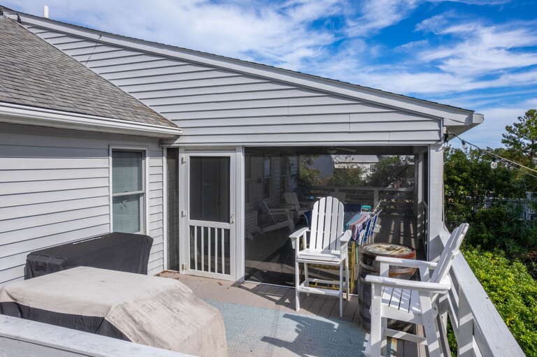 NH501: Calypso's Cove | Rear Exterior Sun Deck