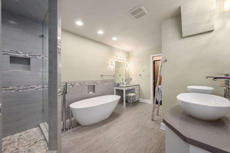 CC56: Anchor Away | TL Bedroom 3 - Private Bath