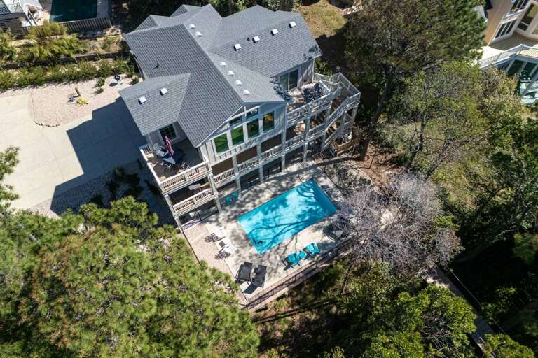 M850: Once Upon a Tide | Pool Deck