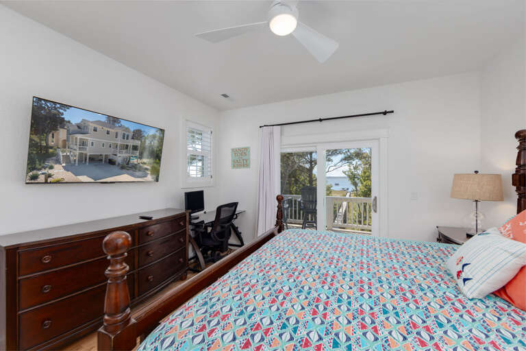 M850: Once Upon a Tide | TL Bedroom 5 - King, Private Bath, Deck Access