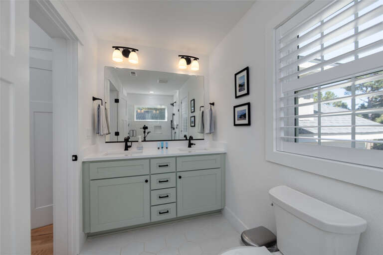 M850: Once Upon a Tide | TL Bedroom 5 - King, Private Bath, Deck Access