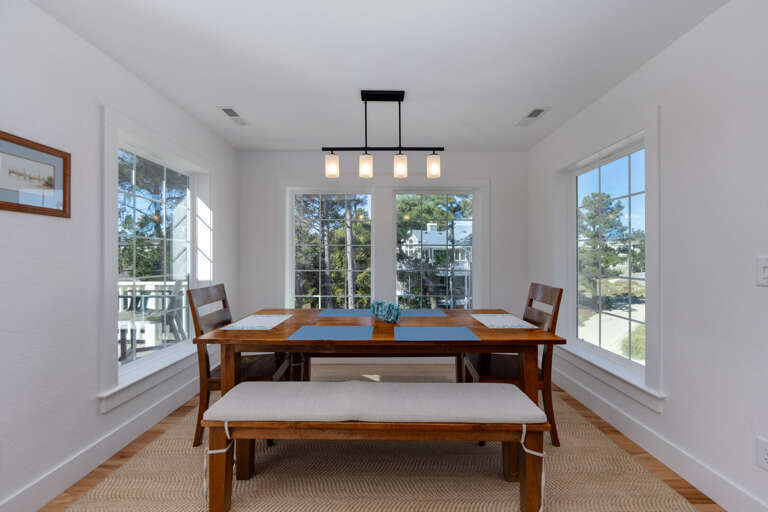 M850: Once Upon a Tide | TL Dining Area