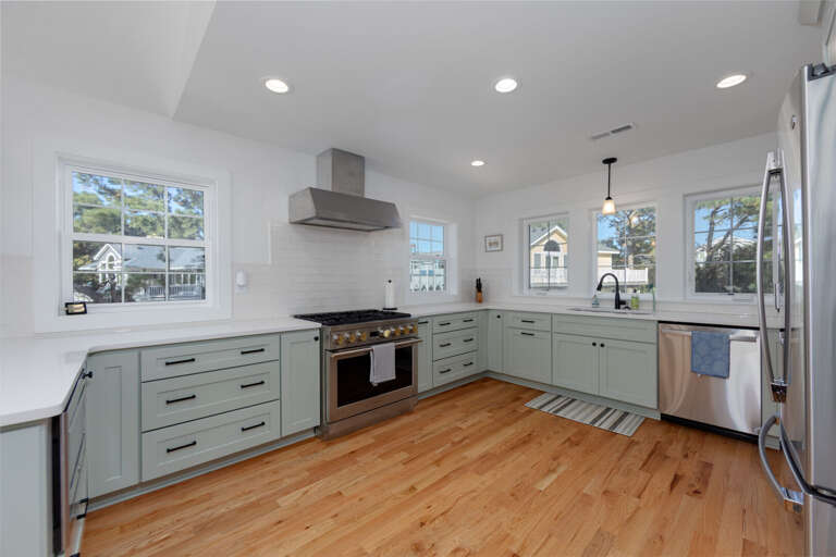 M850: Once Upon a Tide | TL Kitchen Area