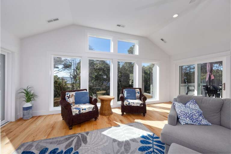 M850: Once Upon a Tide | TL Living Area - Deck Access