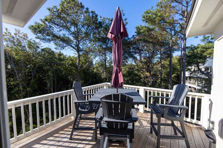 M850: Once Upon a Tide | TL Living Area - Deck Access