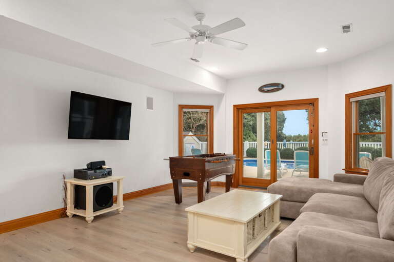 CC257: 16 Sunset | LL Game Room - Foosball table, Deck Access