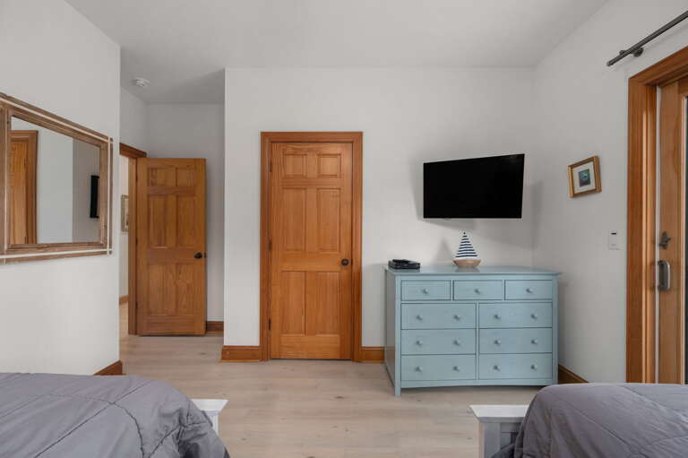 CC257: 16 Sunset | ML Bedroom 4 - Two Twin Beds