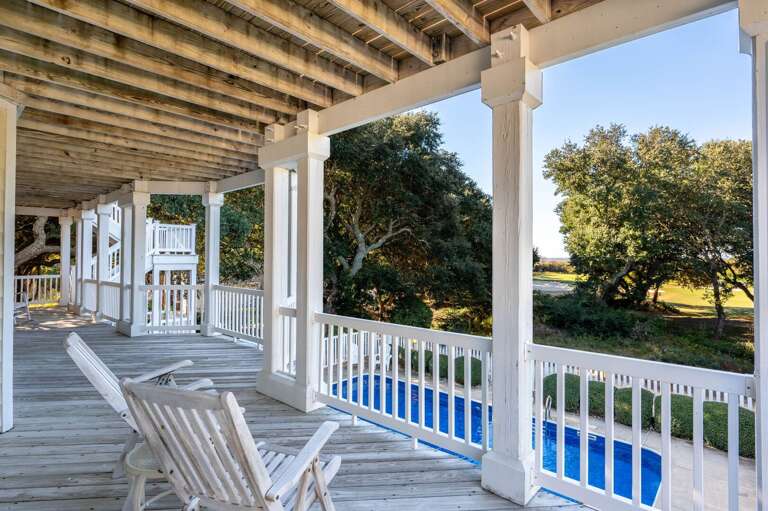 CC257: 16 Sunset | ML Covered Deck