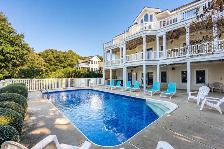 CC257: 16 Sunset | Rear Exterior - Pool Deck