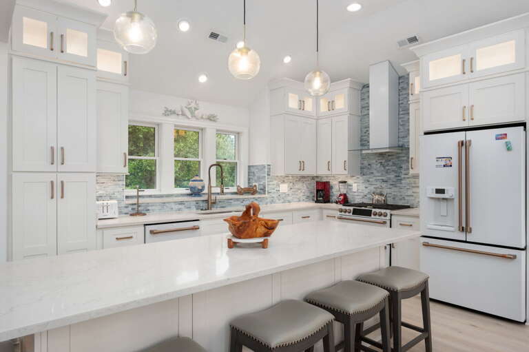 CC257: 16 Sunset | TL Kitchen Area - Island Seating for 4