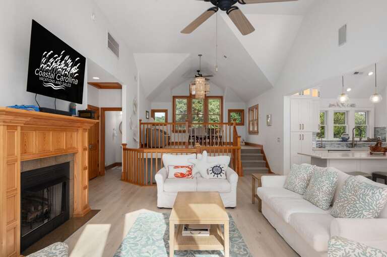 CC257: 16 Sunset | TL Living Area (Fireplace available during off-season only)