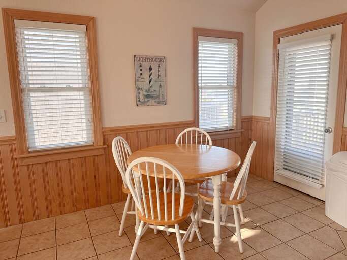 KDH472: Sebastian by the Sea | TL Breakfast Nook - Deck Access