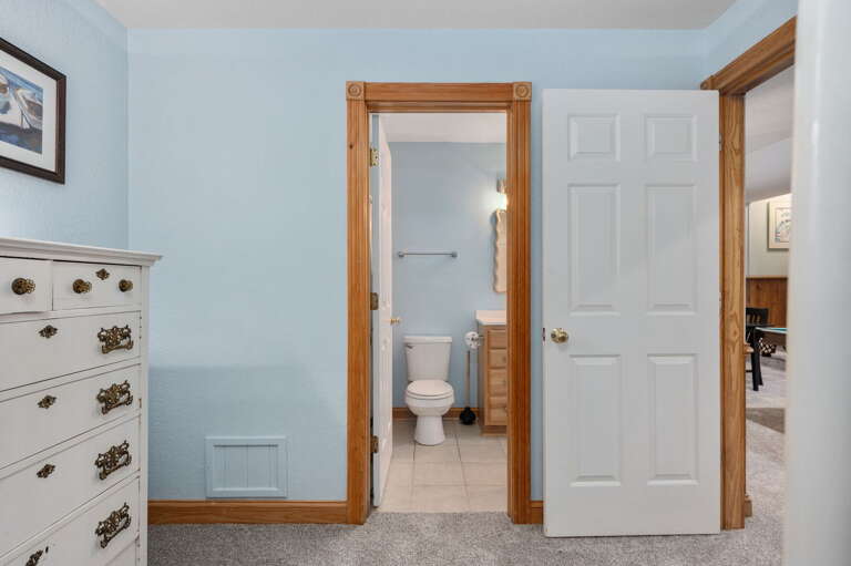 DE08: Shore Beats Work | LL Bedroom 3 - Two Bunk Beds, Shared Bath