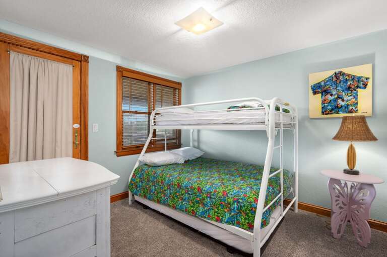 DE08: Shore Beats Work | ML Bedroom 6 - Pyramid Bunk Bed w/Trundle, Shared Bath