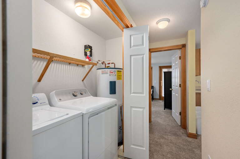 DE08: Shore Beats Work | ML Laundry Area