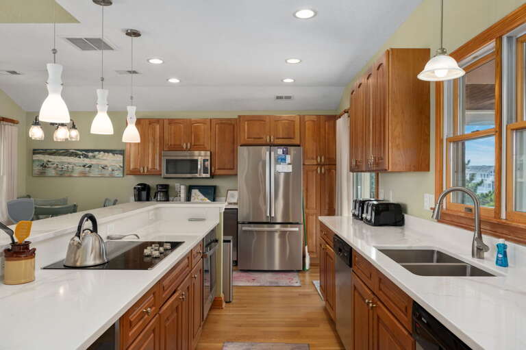 DE08: Shore Beats Work | TL Kitchen Area - Island Seating for 7, Deck Access