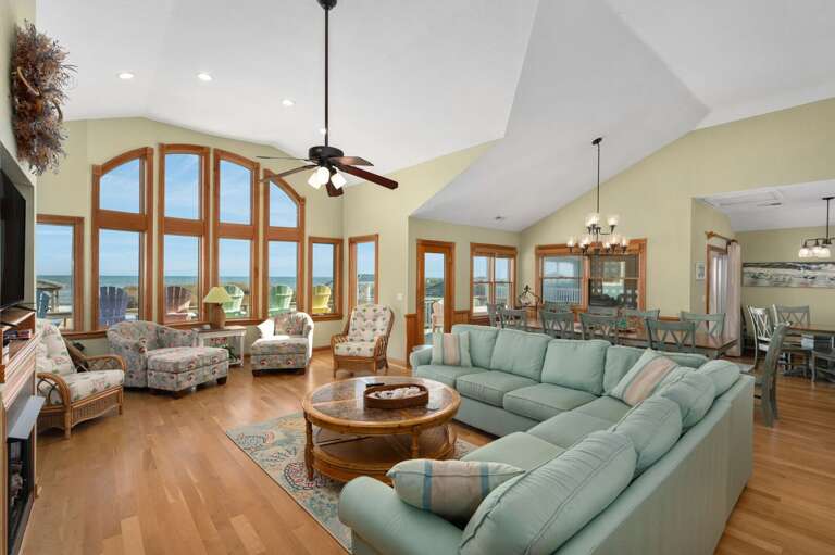 DE08: Shore Beats Work | TL Living Area, Deck Access