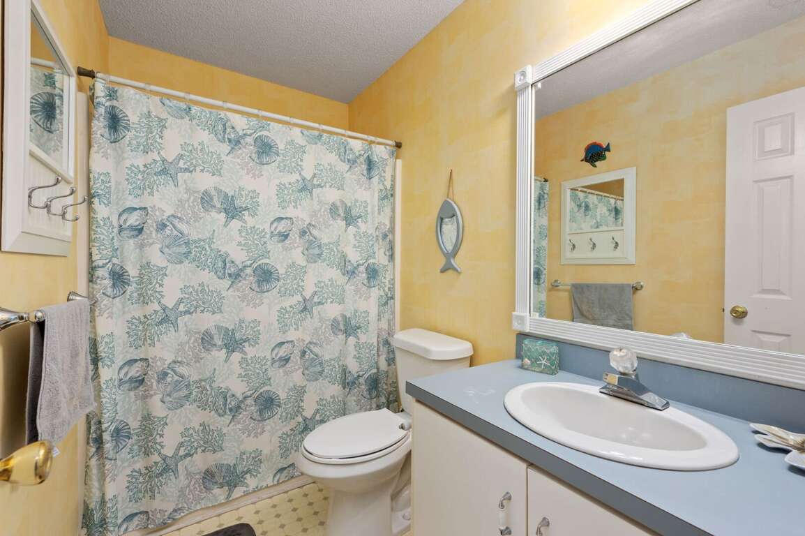 OSF626D: Salty Blue Hen | ML Full Bath OSF626D: Salty Blue Hen | ML Full Bath