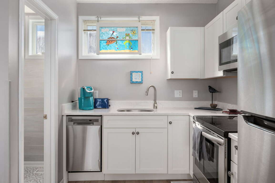 OSF626D: Salty Blue Hen | TL Kitchen Area OSF626D: Salty Blue Hen | TL Kitchen Area