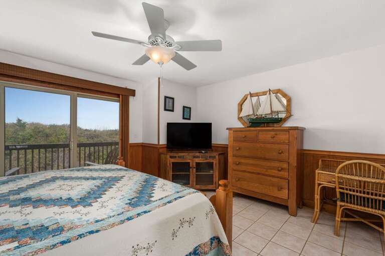 QF5: House of the Rising Sun | TL Bedroom 3 - King, Private Bath, Deck Access