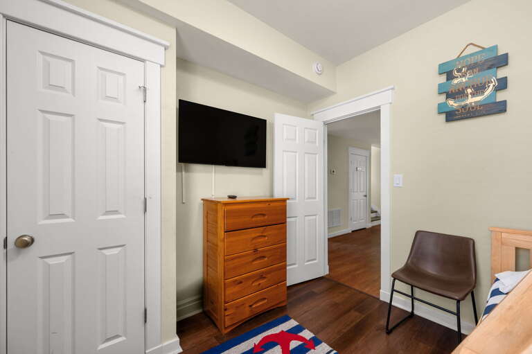 CB44: Rhapsody in Blue | LL Bedroom 1 - Pyramid Bunk Bed