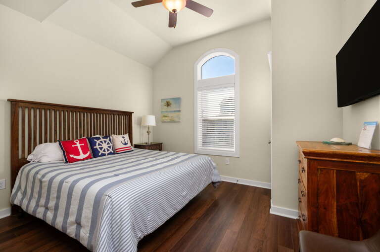 CB44: Rhapsody in Blue | ML Bedroom 3 - King