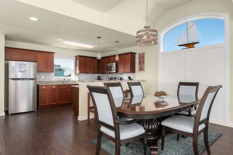 CB44: Rhapsody in Blue | TL Dining and Kitchen Areas