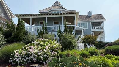 SS18: Sunnyside Up | Front Exterior