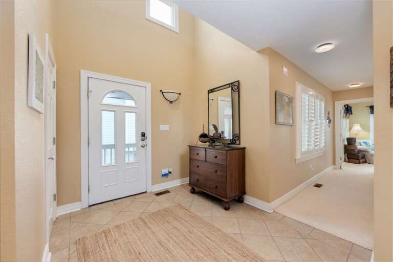 SS18: Sunnyside Up | ML Foyer