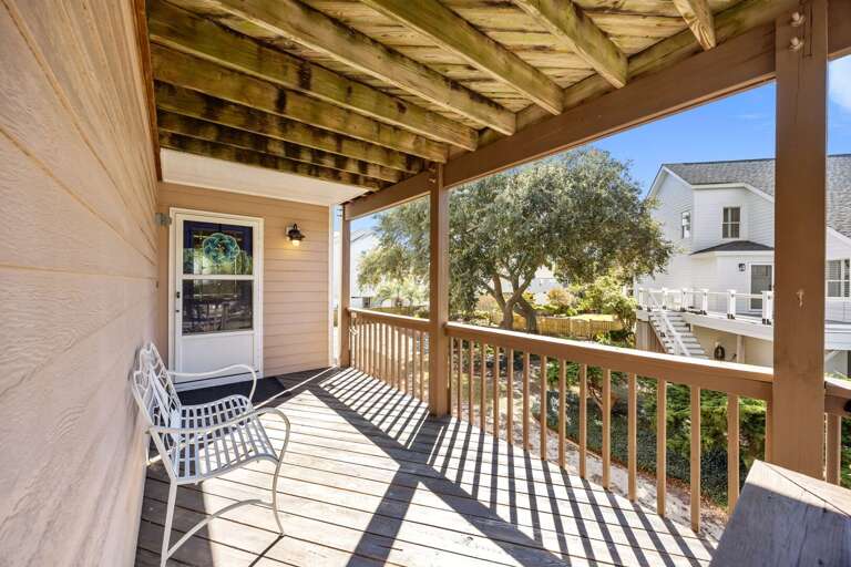 NH516: Finn Tales | ML Covered Deck