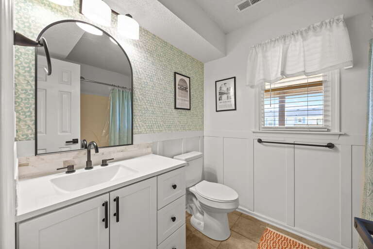 NH516: Finn Tales | ML Full Bath