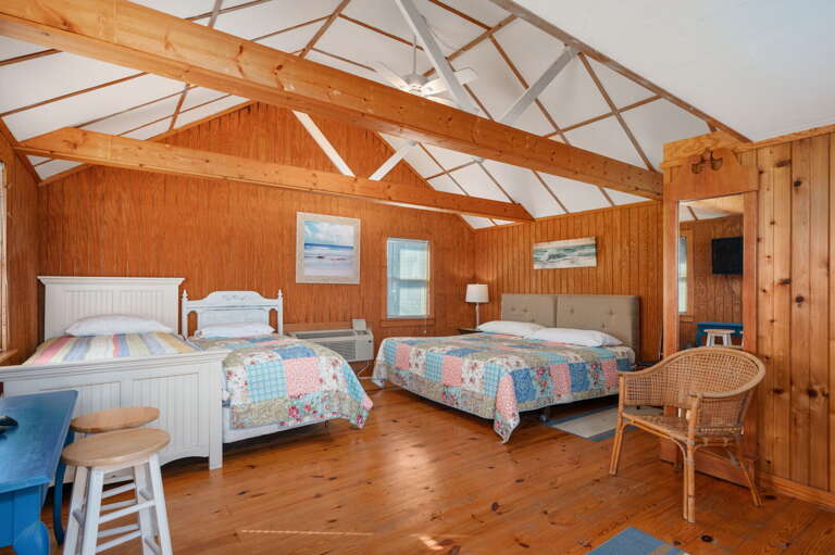 NH330: It's Beach Time | Carriage House - King, Two Twin Beds