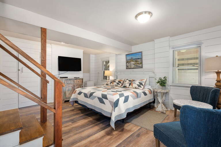 NH330: It's Beach Time | LL Bedroom 1 - King, Full Bed, Private Bath (Shower Only)