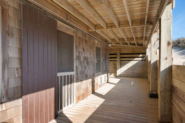 NH330: It's Beach Time | LL Private Entrance