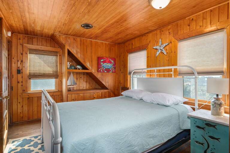 NH330: It's Beach Time | TL Bedroom 4 - Queen, Private Bath (Shower Only)