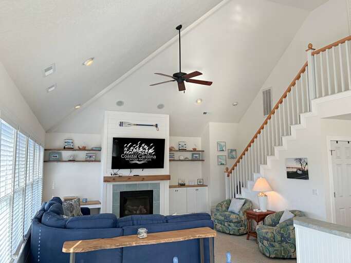 CCHK71: Seas the Day | ML Living Area