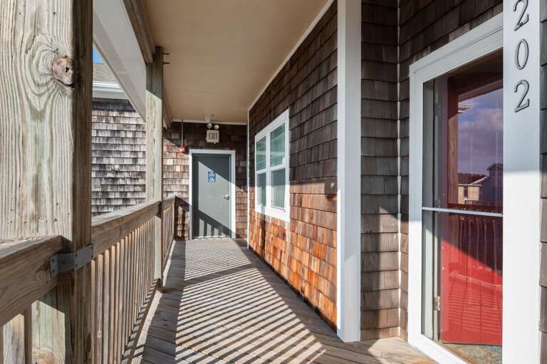 SPC202N: Ohana | Covered Entry