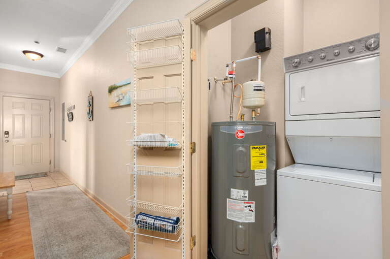 SPC202N: Ohana | Laundry Area