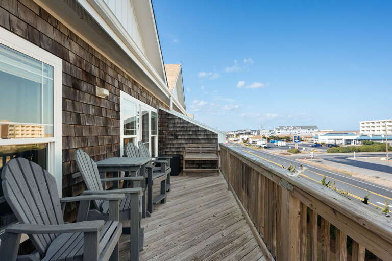 SPC202N: Ohana | Sun Deck