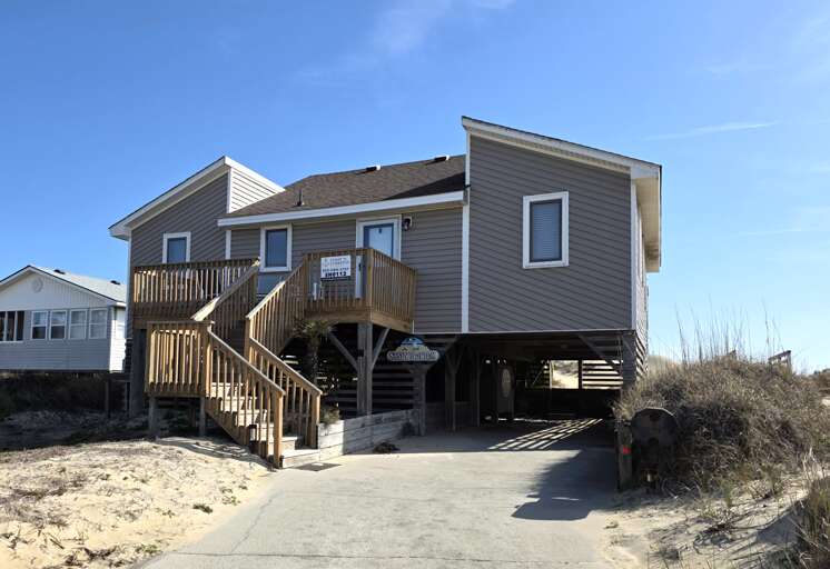 Your arrival view of the home's exterior.