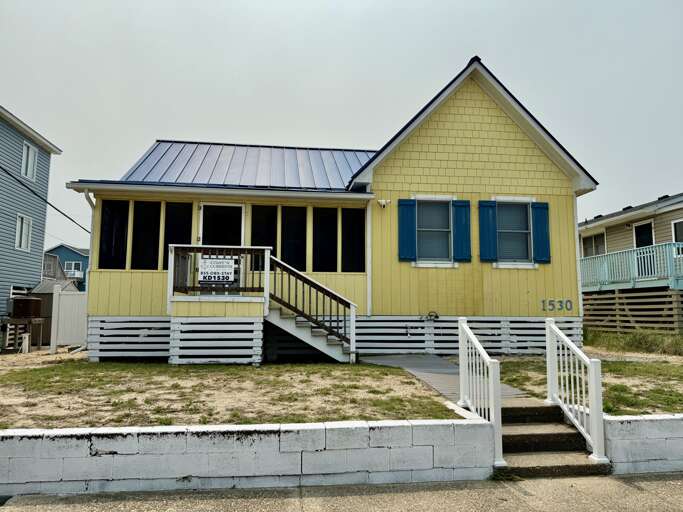 Beach Road Cottage