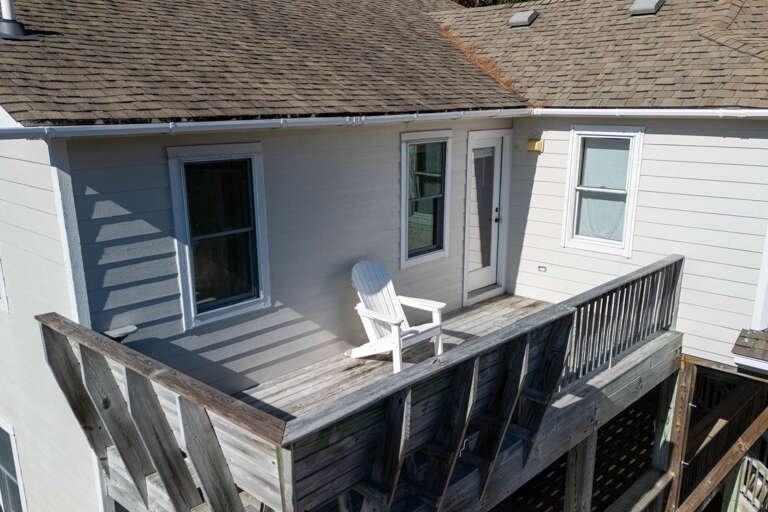 Cozy outdoor space to unwind