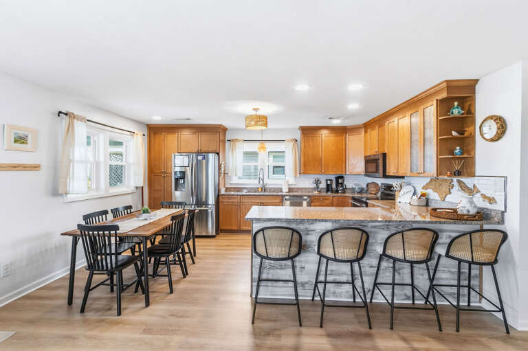 Kitchen and Bar