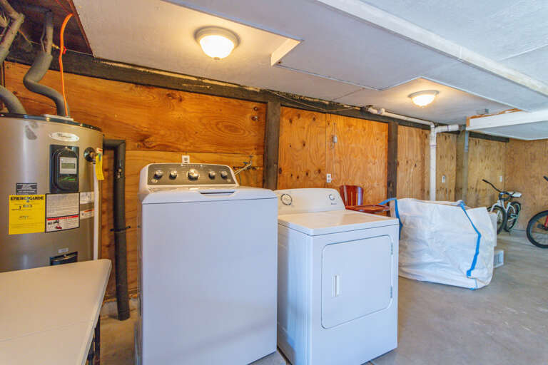 Washer and Dryer on ground level