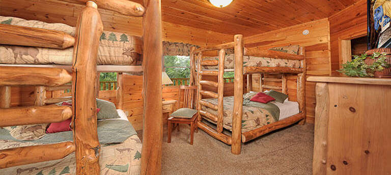 Lower Level Queen Bed Bunk Room/Flat Screen